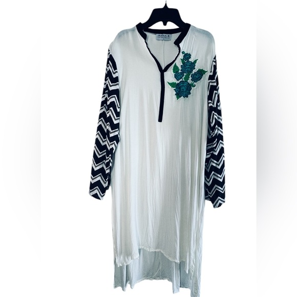 Maria B Cotton Tunic Top Size L
Elegant long cotton tunic - Picture 3 of 9